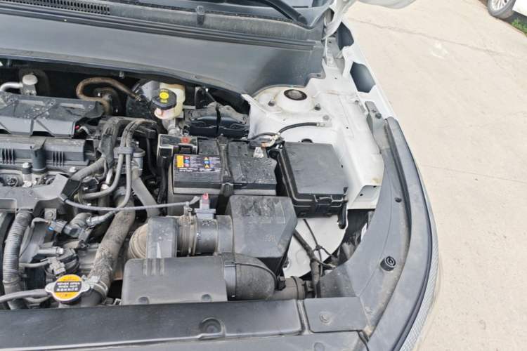 Used Kia Seltos 2023 1.5L CVT Comfort Edition Engine Bay Left