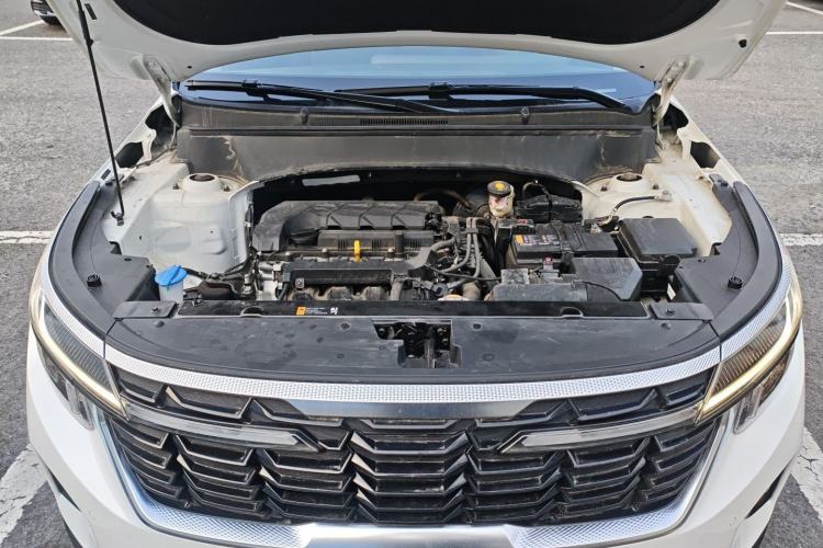 Used Kia Seltos 2023 1.5L CVT Luxury Edition Engine Bay