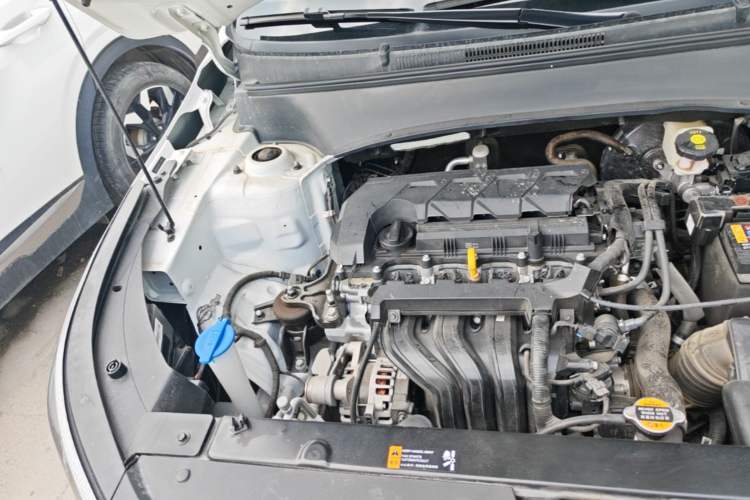 Used Kia Seltos 2023 1.5L CVT Comfort Edition Engine Bay Right