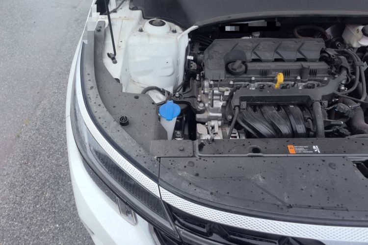 Used Kia Seltos 2023 1.5L CVT Luxury Edition Engine Bay Right