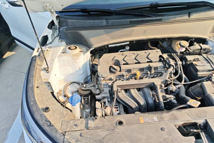 Used Kia Seltos 2023 1.5L CVT Luxury Edition Engine Bay Right