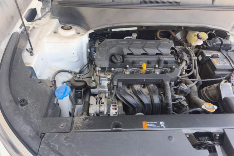 Used Kia Seltos 2023 1.5L CVT Luxury Edition Engine Bay Right