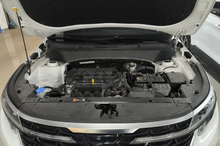 Used Kia Seltos 2023 1.5L CVT Luxury Edition Engine Bay