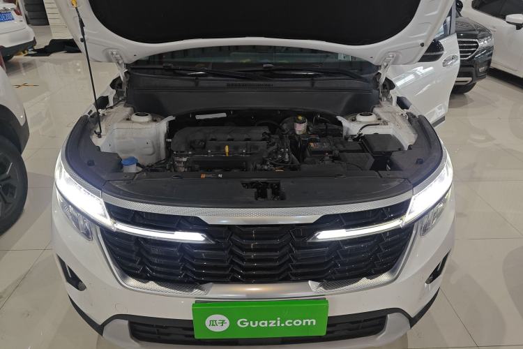 Used Kia Seltos 2023 1.5L CVT Luxury Edition Engine Bay