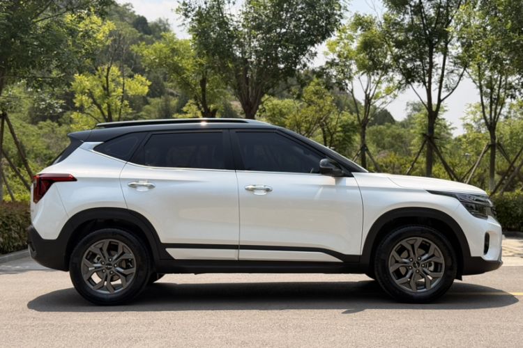 Used Kia Seltos 2023 1.5L CVT Luxury Edition Exterior 1
