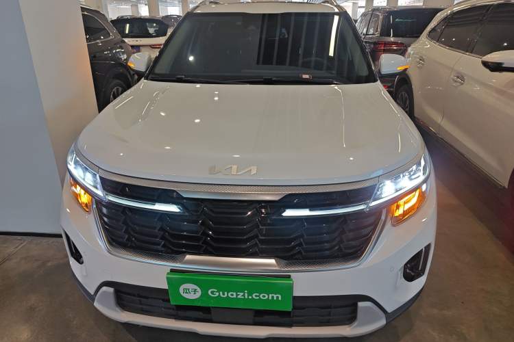 Used Kia Seltos 2023 1.5L CVT Luxury Edition Exterior 1