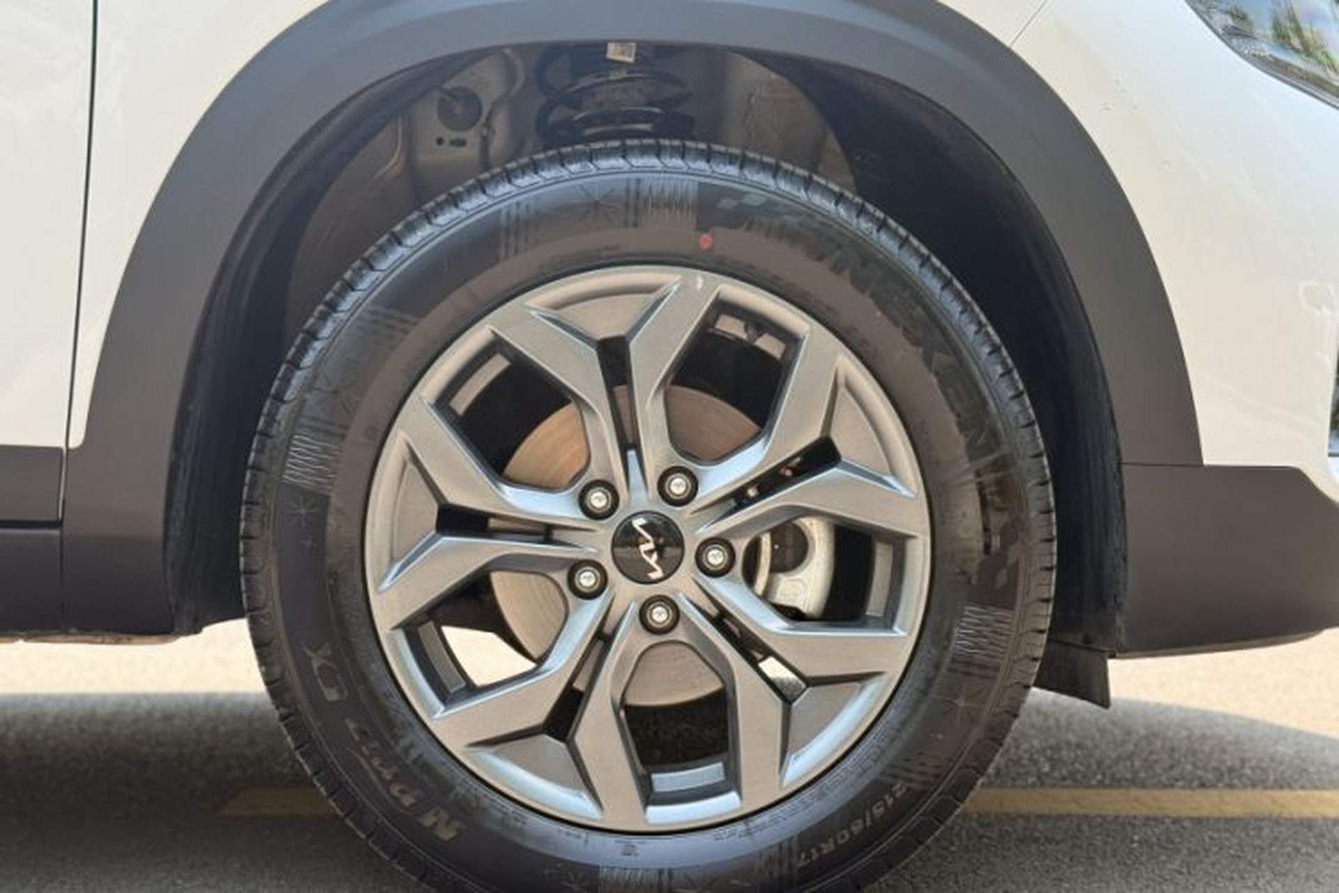 Used Kia Seltos 2023 1.5L CVT Luxury Edition Exterior 11