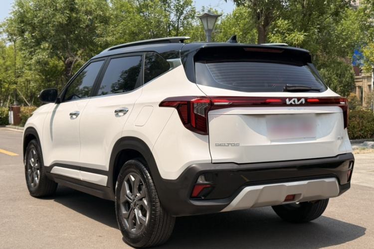 Used Kia Seltos 2023 1.5L CVT Luxury Edition Exterior 2