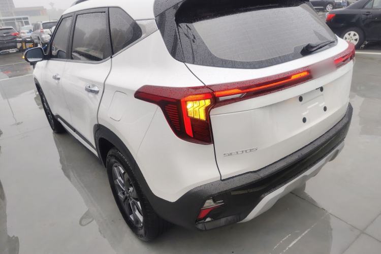 Used Kia Seltos 2023 1.5L CVT Luxury Edition Exterior 2