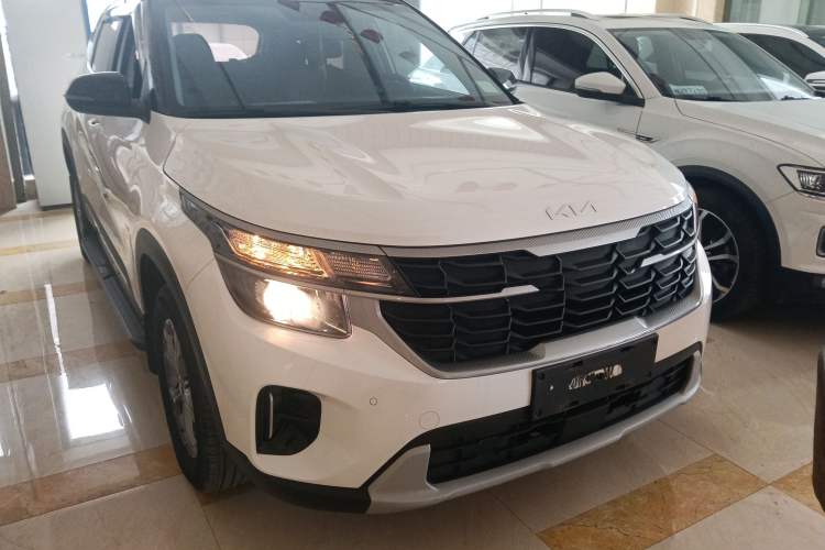 Used Kia Seltos 2023 1.5L CVT Comfort Edition Exterior 2