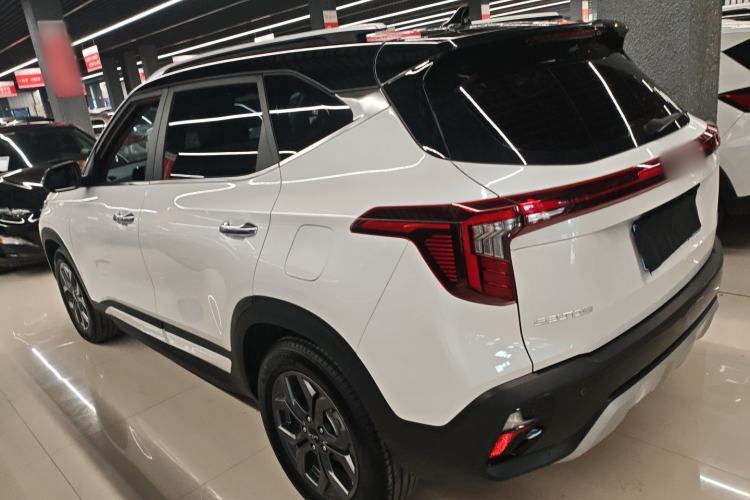 Used Kia Seltos 2023 1.5L CVT Luxury Edition Exterior 3