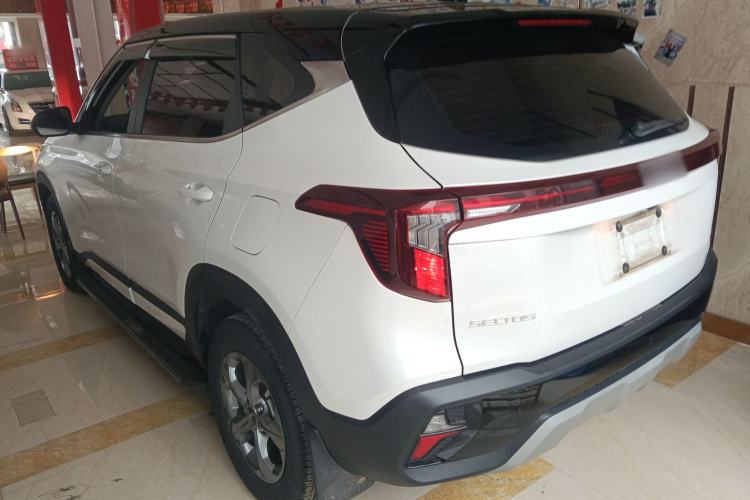 Used Kia Seltos 2023 1.5L CVT Comfort Edition Exterior 3