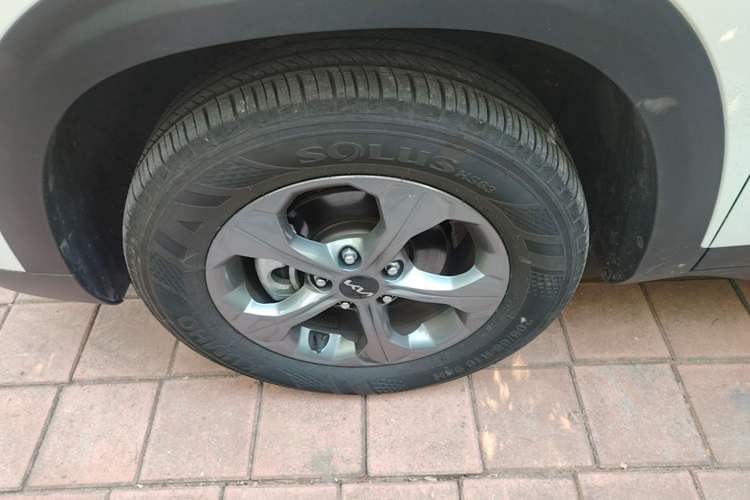 Used Kia Seltos 2023 1.5L CVT Comfort Edition Exterior 4