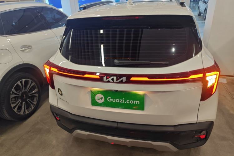 Used Kia Seltos 2023 1.5L CVT Luxury Edition Exterior 4