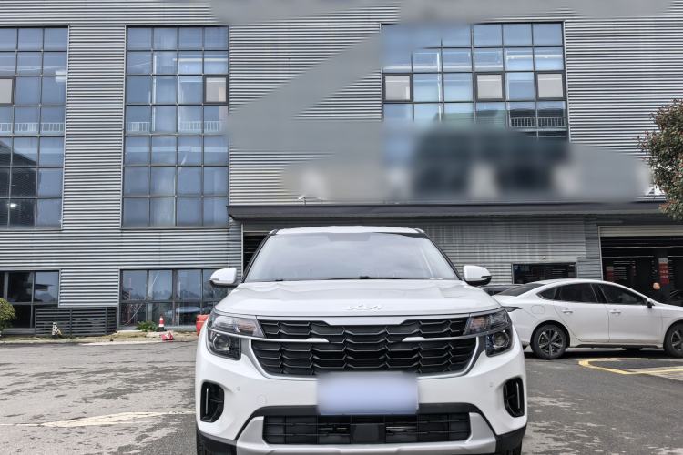 Used Kia Seltos 2023 1.5L CVT Comfort Edition Exterior 4