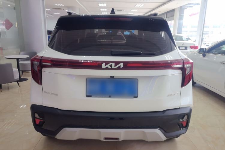 Used Kia Seltos 2023 1.5L CVT Luxury Edition Exterior 4