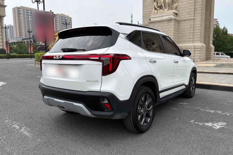 Used Kia Seltos 2023 1.5L CVT Luxury Edition Exterior 5
