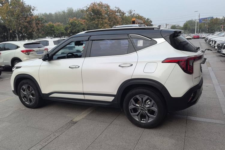 Used Kia Seltos 2023 1.5L CVT Luxury Edition Exterior 5