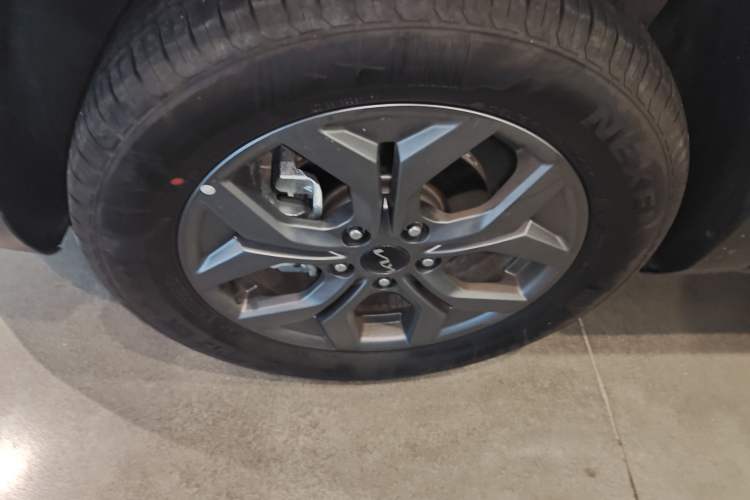 Used Kia Seltos 2023 1.5L CVT Luxury Edition Exterior 7