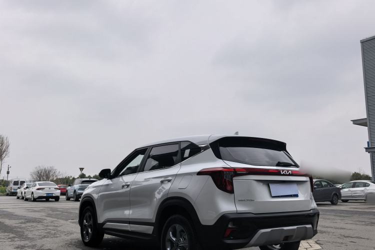 Used Kia Seltos 2023 1.5L CVT Comfort Edition Exterior 7