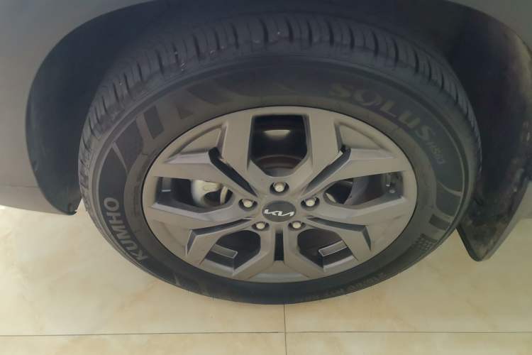Used Kia Seltos 2023 1.5L CVT Luxury Edition Exterior 7