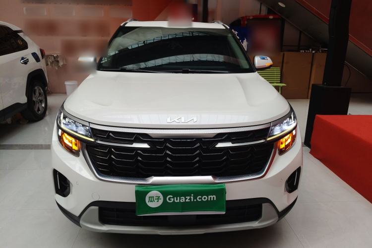 Used Kia Seltos 2023 1.5L CVT Luxury Edition Front