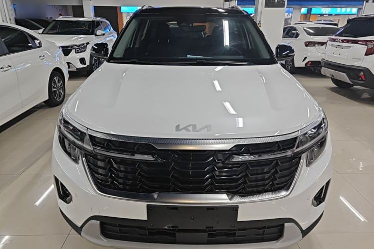 Used Kia Seltos 2023 1.5L CVT Luxury Edition Front