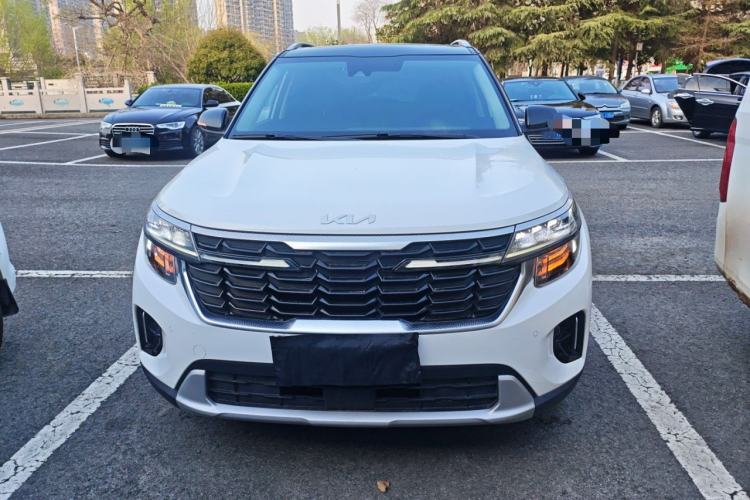 Used Kia Seltos 2023 1.5L CVT Luxury Edition Front