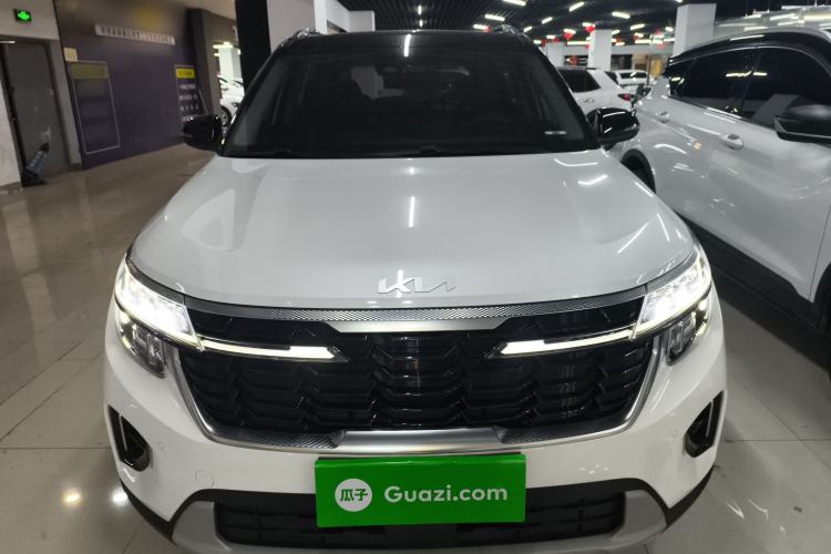 Used Kia Seltos 2023 1.5L CVT Luxury Edition Front