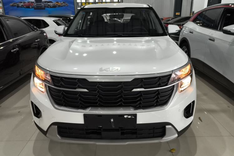 Used Kia Seltos 2023 1.5L CVT Comfort Edition Front