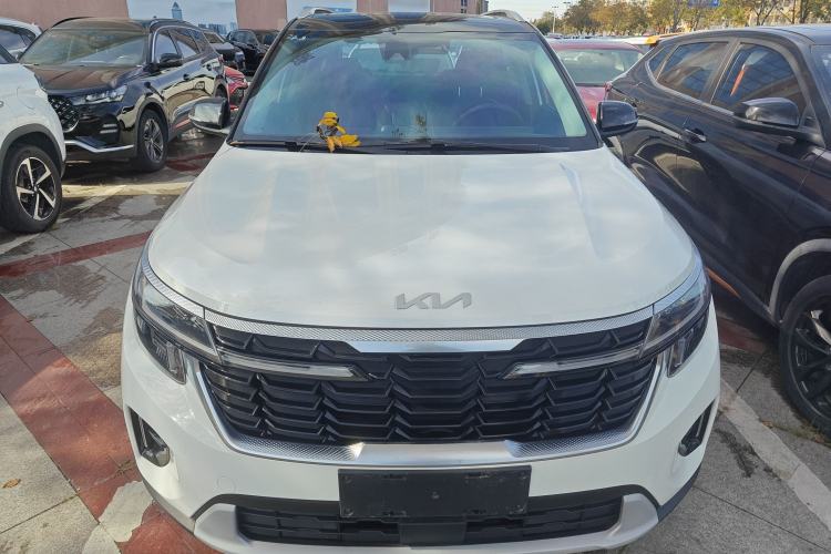 Used Kia Seltos 2023 1.5L CVT Luxury Edition Front