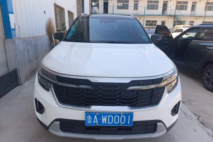 Used Kia Seltos 2023 1.5L CVT Luxury Edition Front
