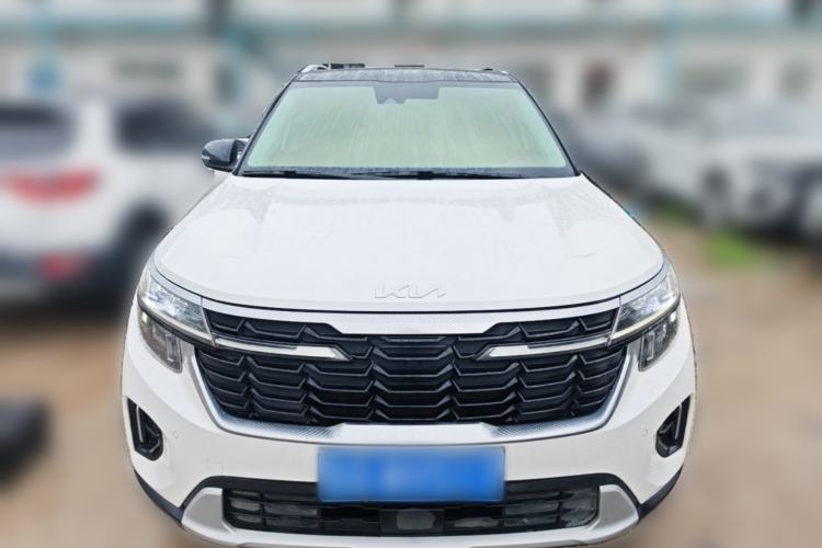 Used Kia Seltos 2023 1.5L CVT Luxury Edition Front