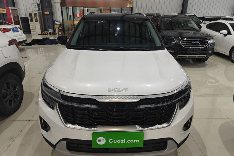 Used Kia Seltos 2023 1.5L CVT Luxury Edition Front