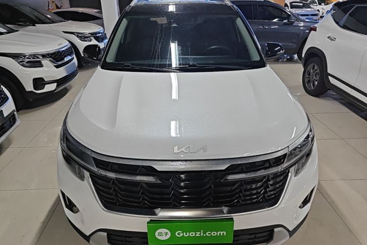Used Kia Seltos 2023 1.5L CVT Luxury Edition Front