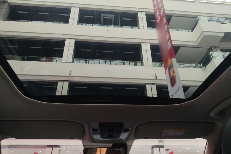 Used Kia Seltos 2023 1.5L CVT Luxury Edition Headliner