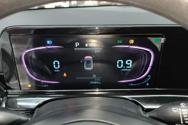 Used Kia Seltos 2023 1.5L CVT Comfort Edition Instrument Cluster