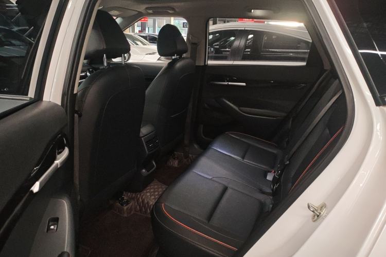 Used Kia Seltos 2023 1.5L CVT Luxury Edition Interior 4