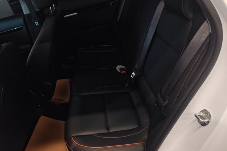 Used Kia Seltos 2023 1.5L CVT Luxury Edition Interior 4