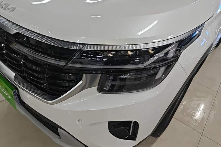 Used Kia Seltos 2023 1.5L CVT Luxury Edition Left Front Headlight