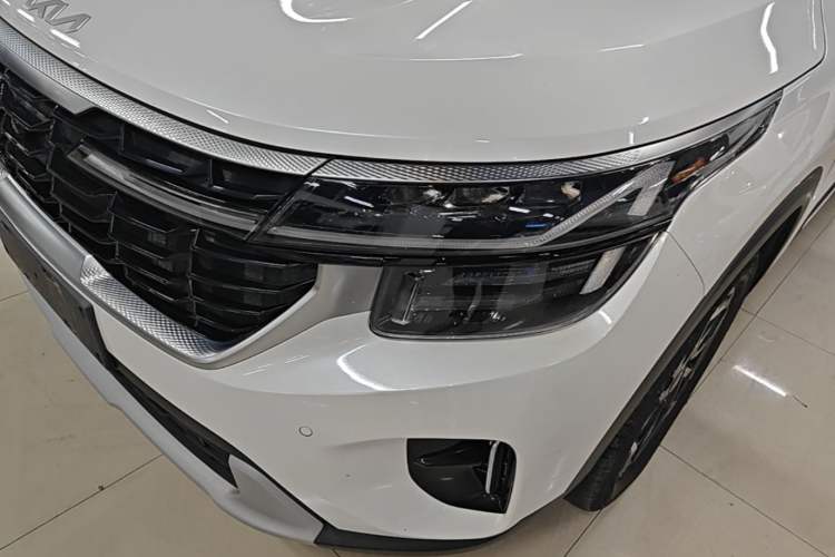 Used Kia Seltos 2023 1.5L CVT Luxury Edition Left Front Headlight