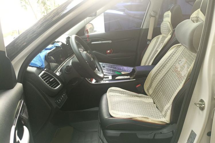 Used Kia Seltos 2023 1.5L CVT Luxury Edition Left Front Seat