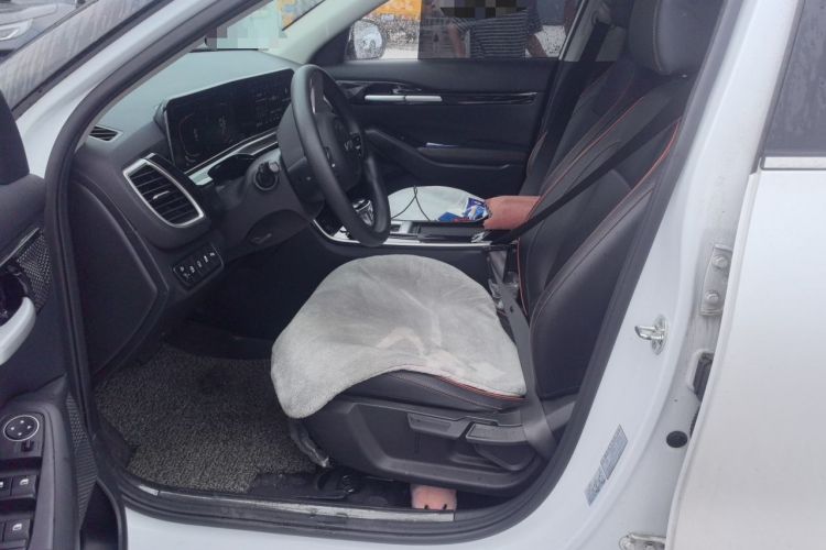 Used Kia Seltos 2023 1.5L CVT Luxury Edition Left Front Seat