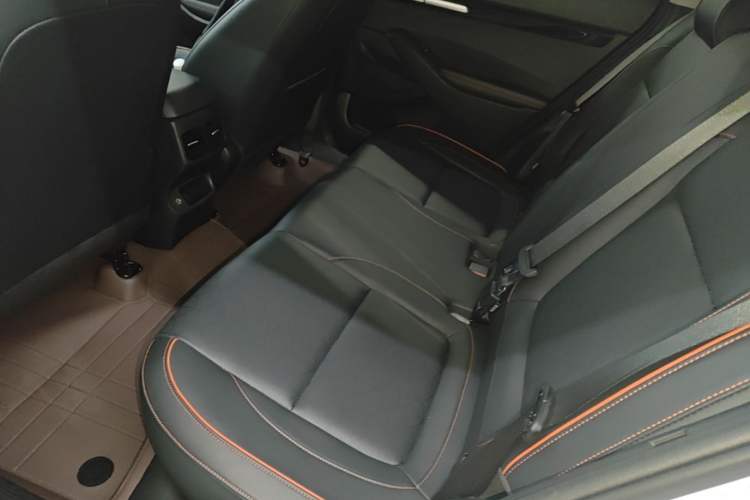 Used Kia Seltos 2023 1.5L CVT Luxury Edition Left Rear Seat