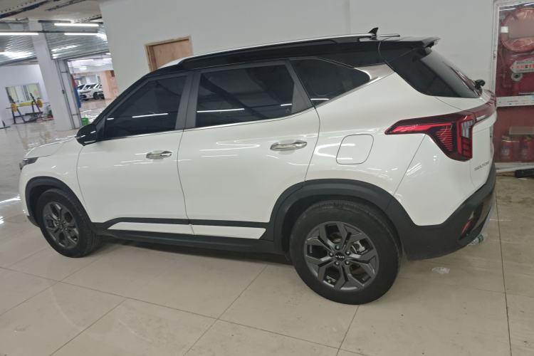 Used Kia Seltos 2023 1.5L CVT Luxury Edition Left Side
