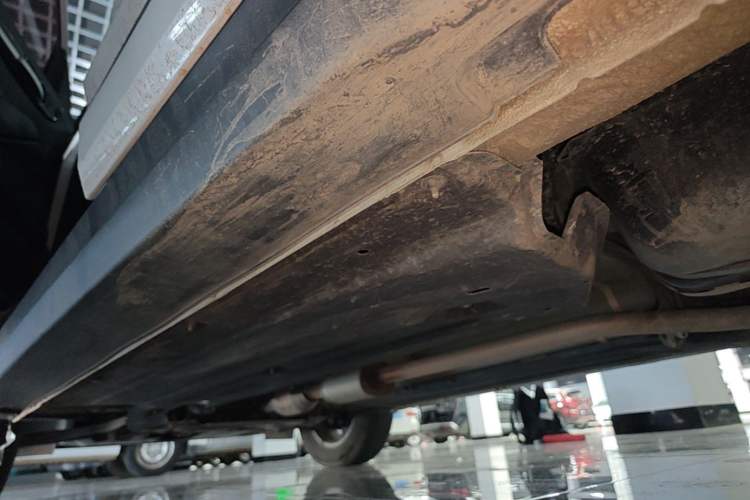 Used Kia Seltos 2023 1.5L CVT Comfort Edition Left Side Sill