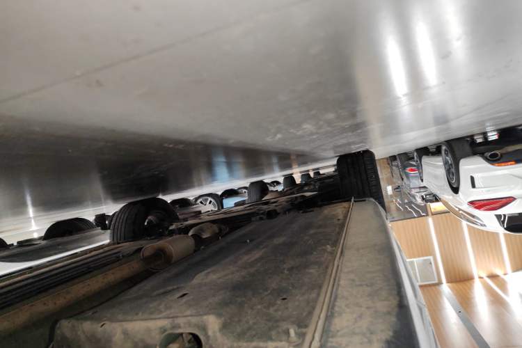Used Kia Seltos 2023 1.5L CVT Luxury Edition Left Side Sill