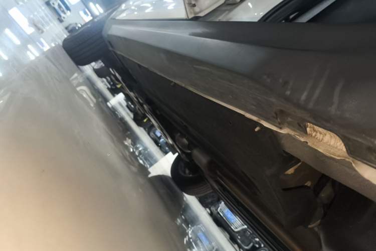 Used Kia Seltos 2023 1.5L CVT Comfort Edition Left Side Sill