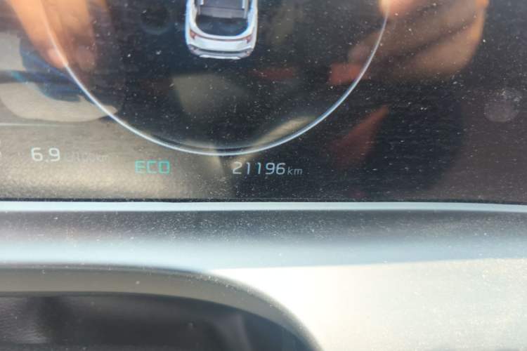 Used Kia Seltos 2023 1.5L CVT Luxury Edition Odometer Close Up