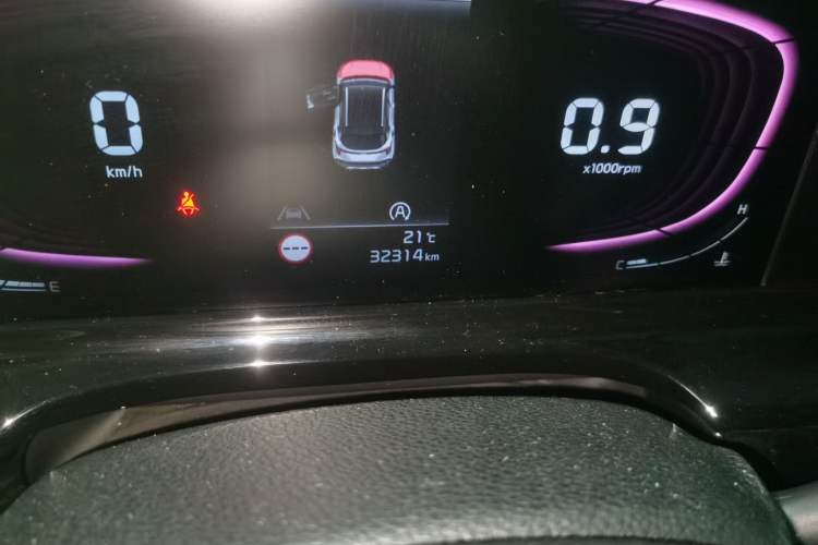 Used Kia Seltos 2023 1.5L CVT Luxury Edition Odometer Close Up